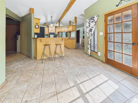 Entry Way - 3595 Azalea Dr, Perry, FL 32348 photo 4 of 5