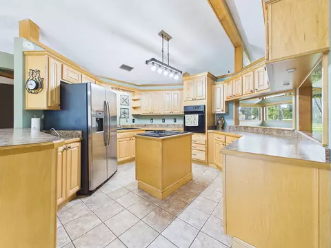 Kitchen - 3595 Azalea Dr, Perry, FL 32348 photo 1 of 6