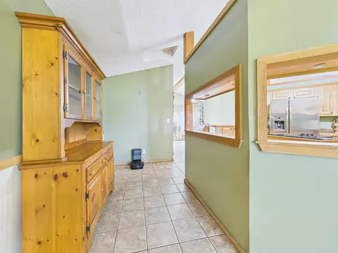 Entry Way - 3595 Azalea Dr, Perry, FL 32348 photo 2 of 5