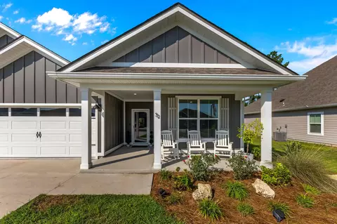 52 Springdale Dr, Crawfordville, FL 32327