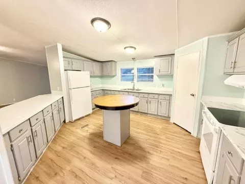 1316 Appleyard Dr, Tallahassee, FL 32304