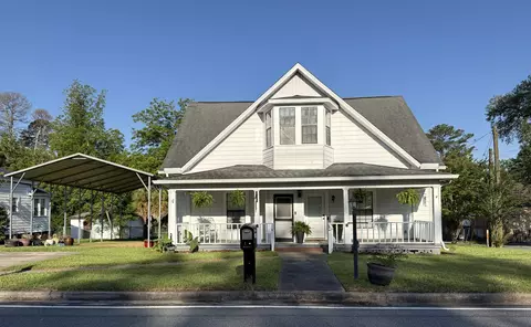 102 SE 1st St, Havana, FL 32333