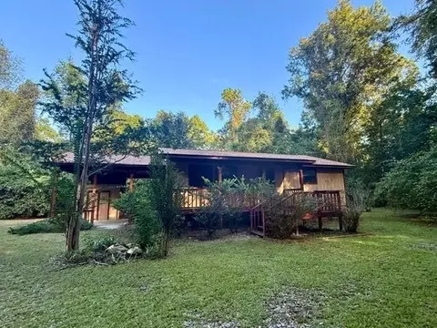 194 Hollywood Way, Crawfordville, FL 32327