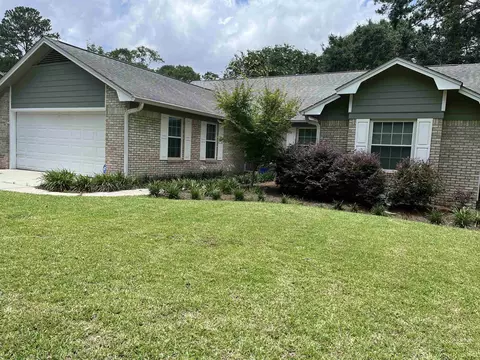 4009 Kilmartin Dr, Tallahassee, FL 32309