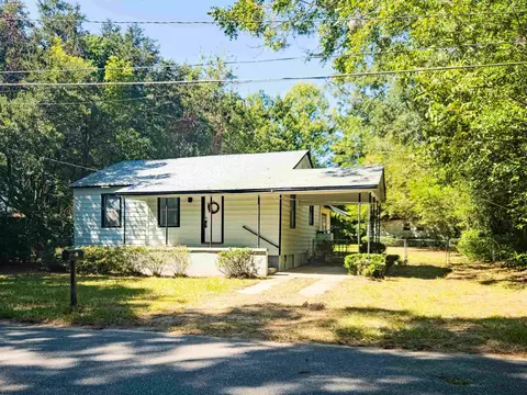 22 Pittman St, Quincy, FL 32351