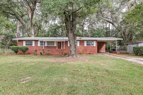 2203 Pontiac Dr, Tallahassee, FL 32301