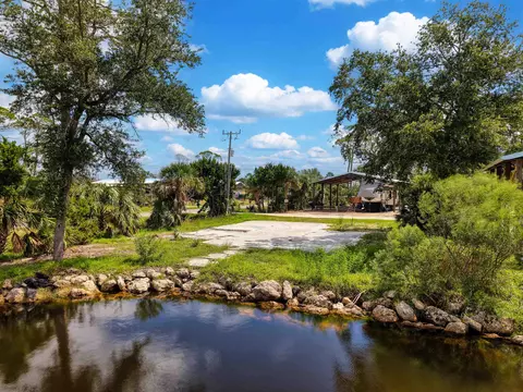 21417 Widgeon Rd, Perry, FL 32348 photo 2