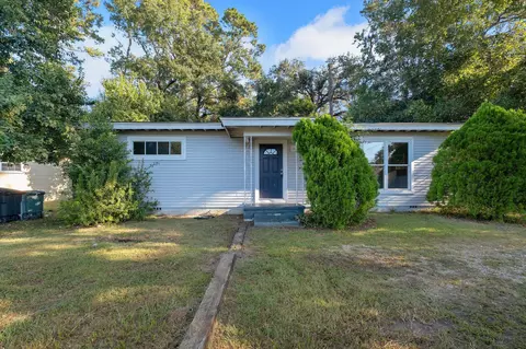 1818 Pepper Dr, Tallahassee, FL 32304