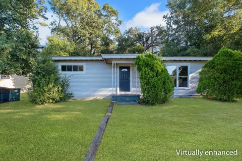 1818 Pepper Dr, Tallahassee, FL 32304