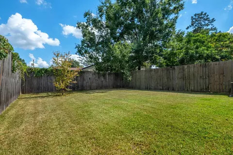 Exterior - 3229 Mound Dr, Tallahassee, FL 32309 photo 6 of 7