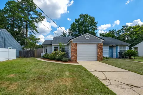 Exterior - 3229 Mound Dr, Tallahassee, FL 32309 photo 2 of 7