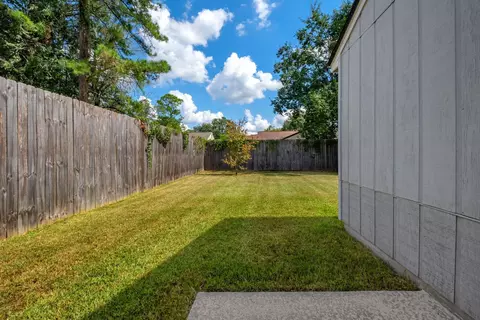Exterior - 3229 Mound Dr, Tallahassee, FL 32309 photo 4 of 7