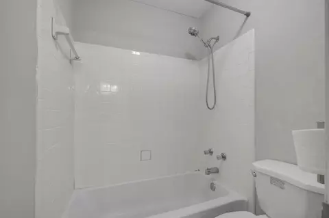 Bath - 3229 Mound Dr, Tallahassee, FL 32309 photo 2 of 2