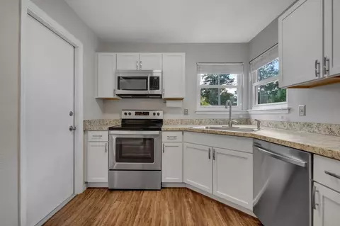 Kitchen - 3229 Mound Dr, Tallahassee, FL 32309 photo 2 of 3