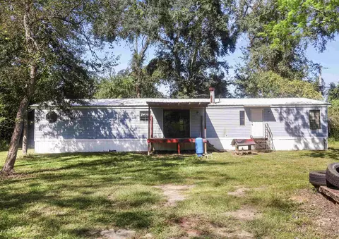 8791 SW Bass St, Bristol, FL 32321