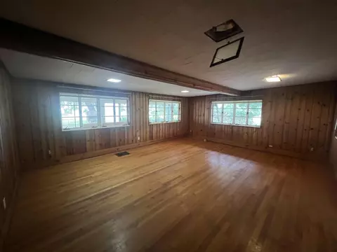 Living - 258 Harbin Rd, Quincy, FL 32351 photo 3 of 6