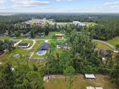 View/Area - 310 Judson Dr, Perry, FL 32348 photo 2 of 8