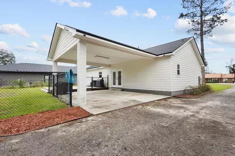 Exterior - 310 Judson Dr, Perry, FL 32348 photo 6 of 7