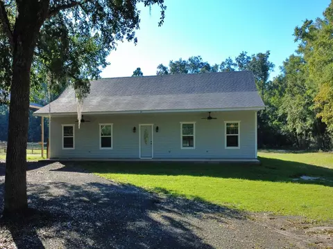 55 Webster Rd, Crawfordville, FL 32327