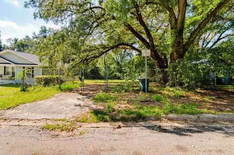 Nn Harlem Street, Tallahassee, FL 32304