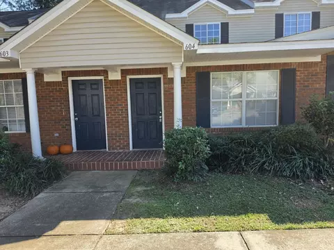 2738 W Tharpe St #604, Tallahassee, FL 32303
