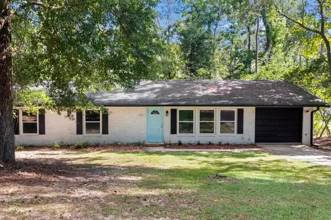 2421 Lola Dr, Tallahassee, FL 32301
