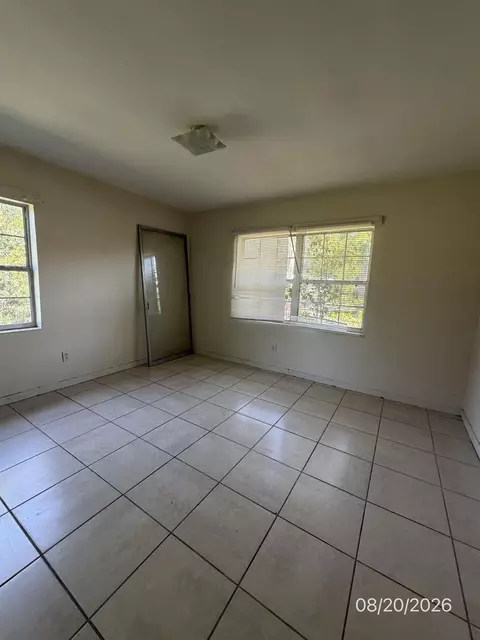 Bedroom - 201 Alice St, Perry, FL 32348 photo 2 of 4