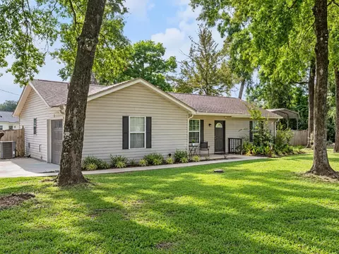 7 Kiowa Trl, Crawfordville, FL 32327