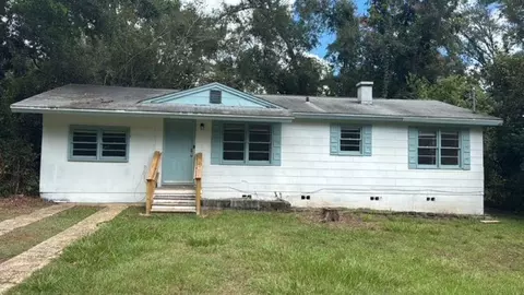 1638 Sharkey St, Tallahassee, FL 32304