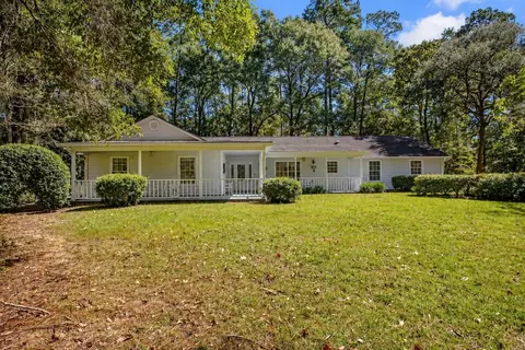 4434 Amber Valley Rd, Tallahassee, FL 32312