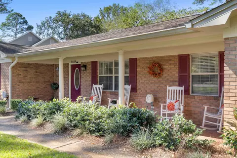 5024 Tallow Point Rd, Tallahassee, FL 32309