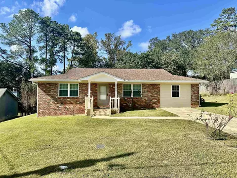 2205 Greenwich Way, Tallahassee, FL 32308