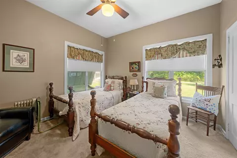 Bedroom - 12110 Morris Steen Rd, Greenville, FL 32331 photo 2 of 5
