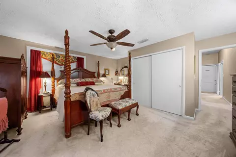 Bedroom - 12110 Morris Steen Rd, Greenville, FL 32331 photo 5 of 5