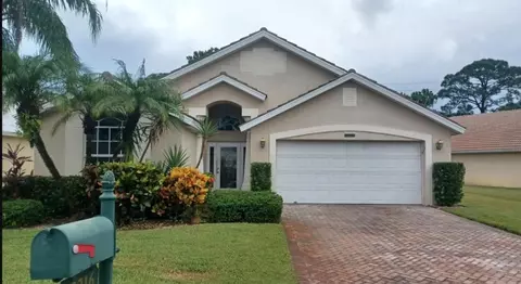 12216 SE Plandom Dr, Hobe Sound, FL 33455