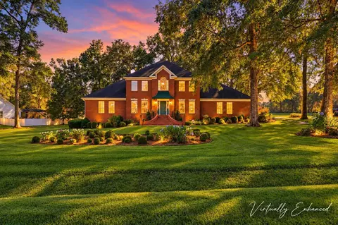 2752 W Hannon Hill Dr, Tallahassee, FL 32309