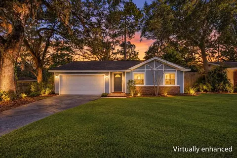 1820 Doric Dr, Tallahassee, FL 32303