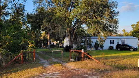 366 Bradshaw Blvd, Perry, FL 32348 photo 2