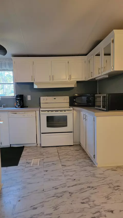 366 Bradshaw Blvd, Perry, FL 32348 photo 9