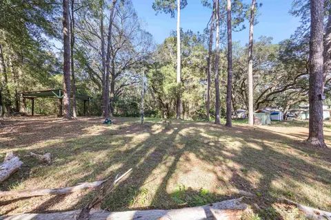 612 Whittaker Rd, Tallahassee, FL 32305