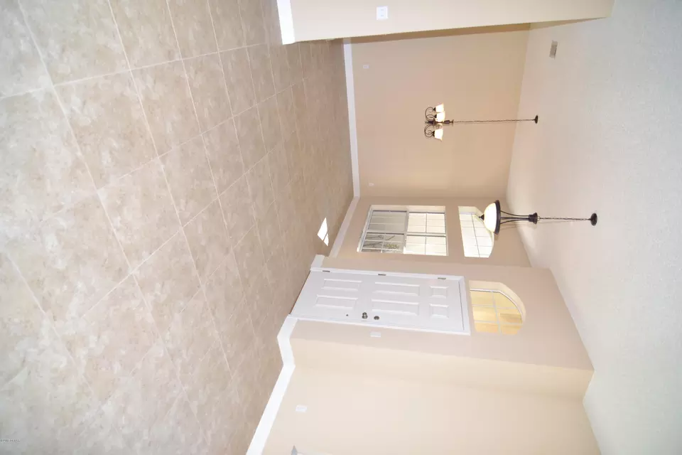  25 Rickenbacker Dr, Palm Coast, FL 32164 photo 3
