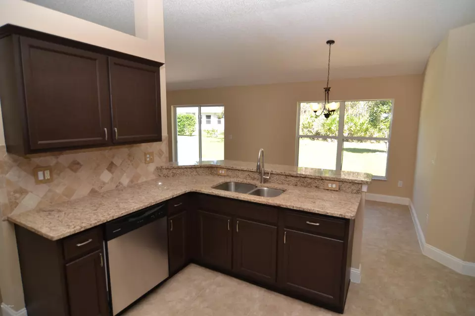  25 Rickenbacker Dr, Palm Coast, FL 32164 photo 12