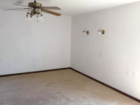 2915 Pine Tree Dr, Edgewater, FL 32141 photo 16