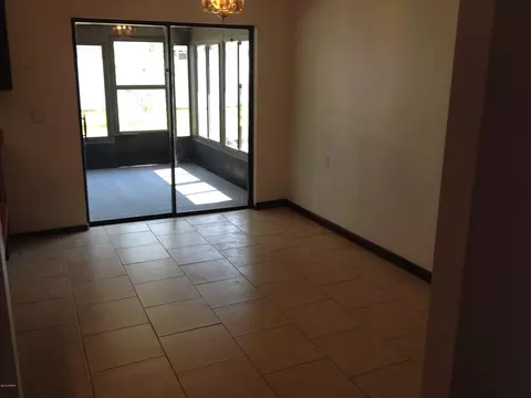 2915 Pine Tree Dr, Edgewater, FL 32141 photo 11
