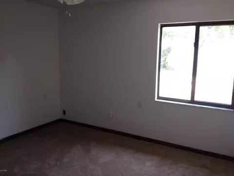 2915 Pine Tree Dr, Edgewater, FL 32141 photo 15