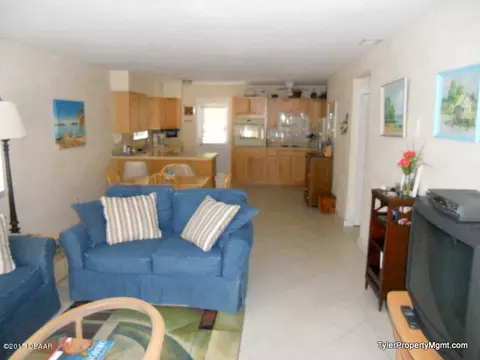 1 Breezeway Dr, Ormond Beach, FL 32176 photo 3