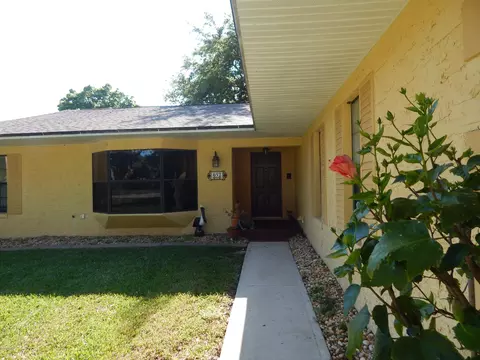652 N Beach St, Ormond Beach, FL 32174 photo 3