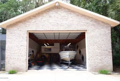 1312 Mandan Ln, Ormond Beach, FL 32174 photo 11