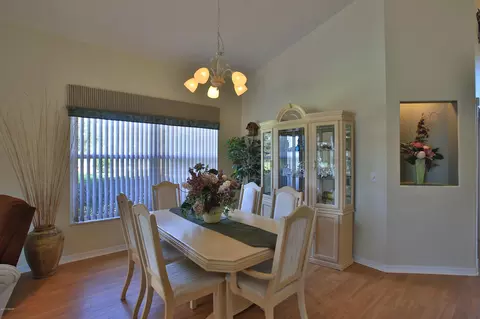 916 Woodstream Ln, Ormond Beach, FL 32174 photo 6