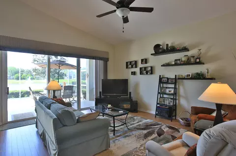 916 Woodstream Ln, Ormond Beach, FL 32174 photo 4